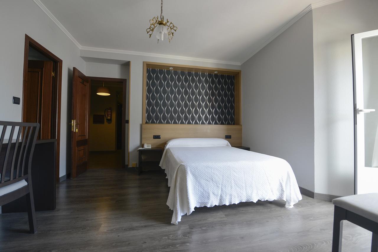Hospedaxe A Vila โปบราโดคารามิงยาล ภายนอก รูปภาพ